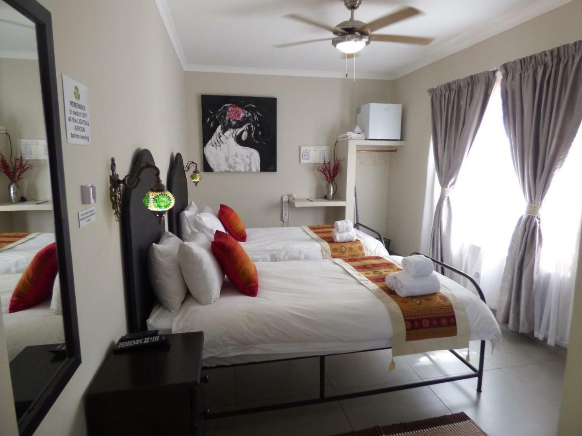 Tsumeb Backpackers & Safari旅舍 外观 照片